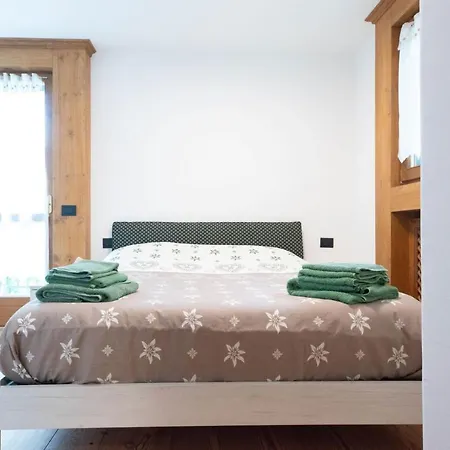Appartamento In Villa A Borca Di Cadore ボルカ・ディ・カドーレ